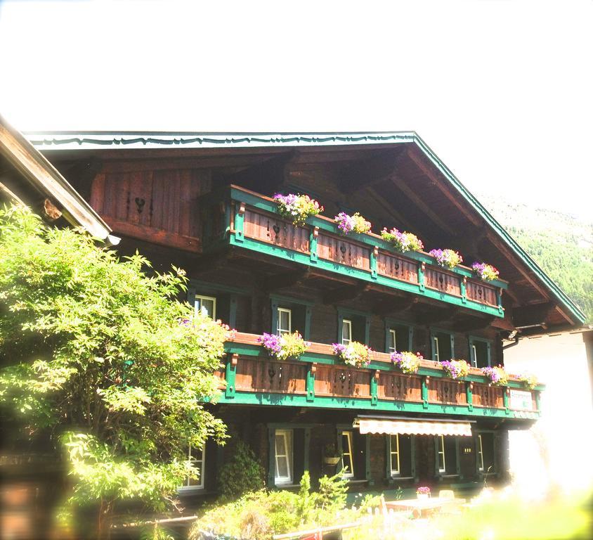 솔덴 Altes Holzhaus 아파트 외부 사진